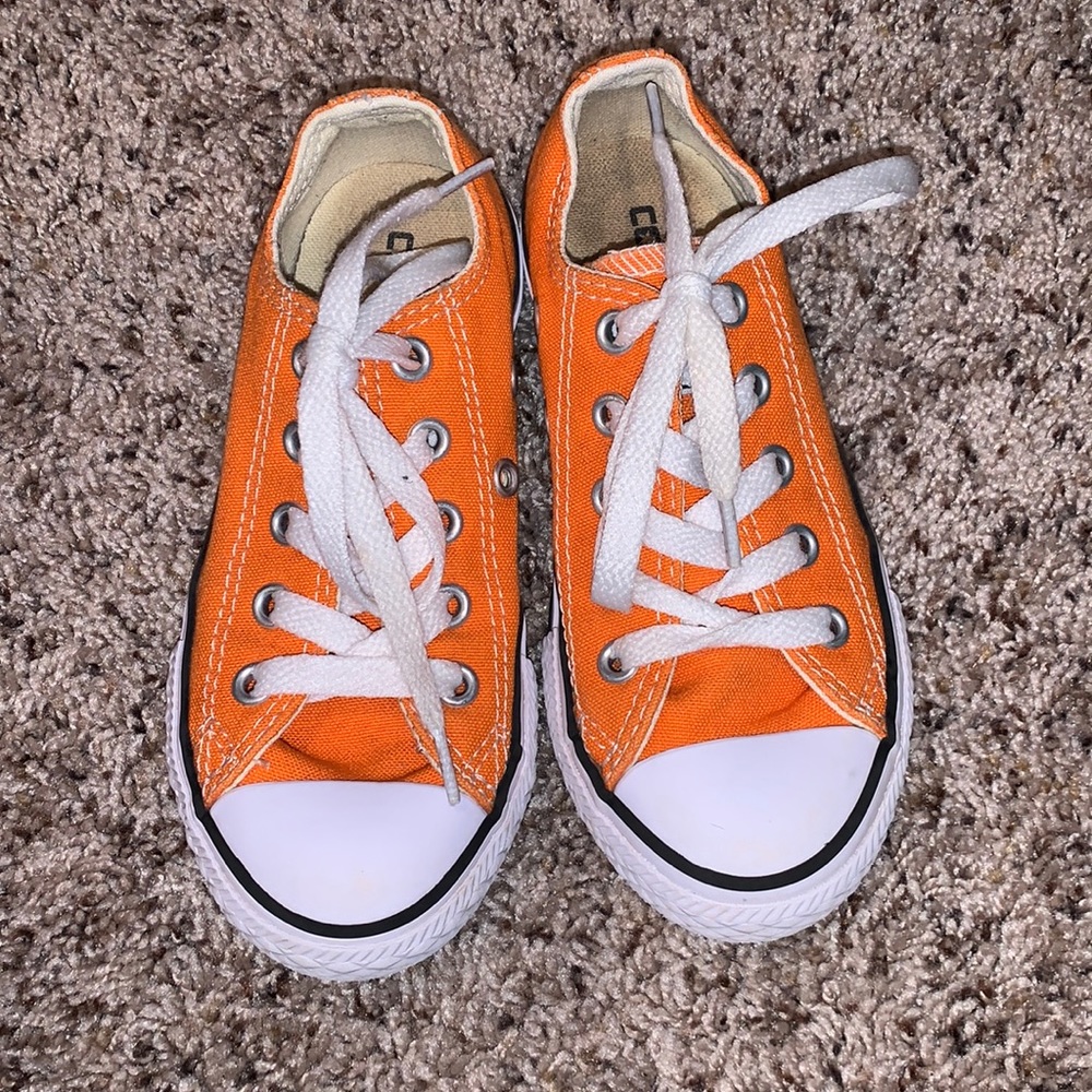 Orange converse